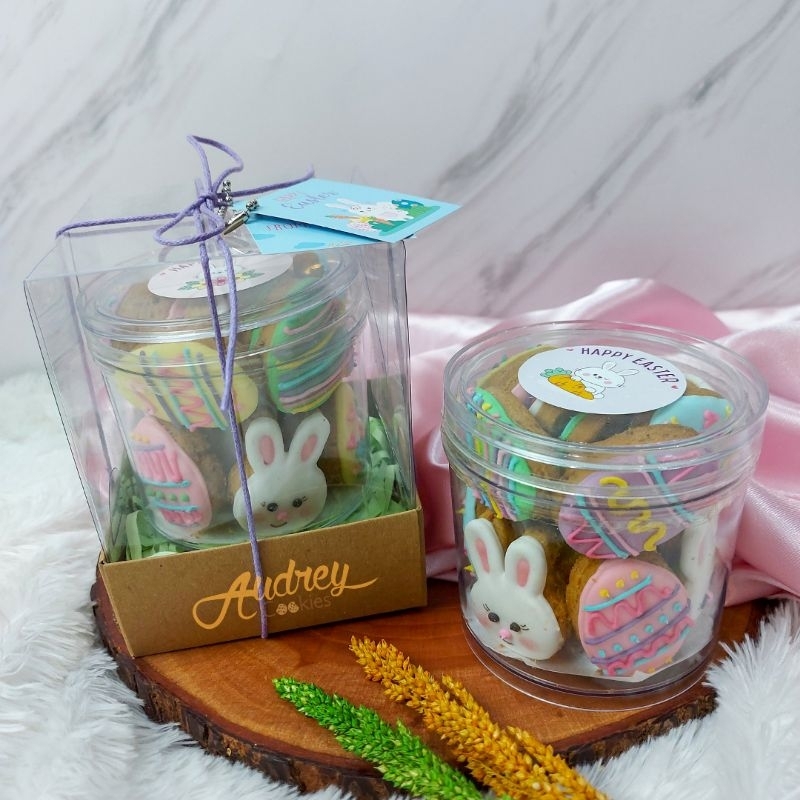 

COOKIES JAR/ KUE KERING TOPLES/ KUKIS HIAS/ KADO SOUVENIR/ HAMPERS GIFT PASKAH/ EASTER/ KELINCI LUCU/ AYAM/ ANAK ULANG TAHUN