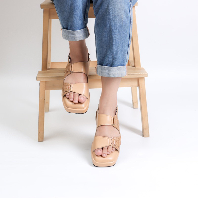 CLAVIO Kenzie Platform