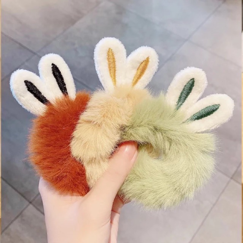 IKAT RAMBUT SCRUNCHIE BULU MOTIF BUNNY GAYA KOREA / KUNCIRAN RAMBUT SCRUNCHIE BULU MODEL KOREAN / IKAT RAMBUT CEPOL BULU