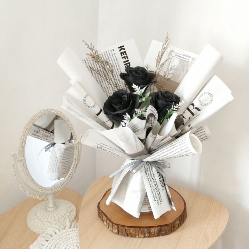 Buket Bunga/Bouquet Bunga/Bucket Bunga/Buket Bunga Hitam/Buket Bunga Merah