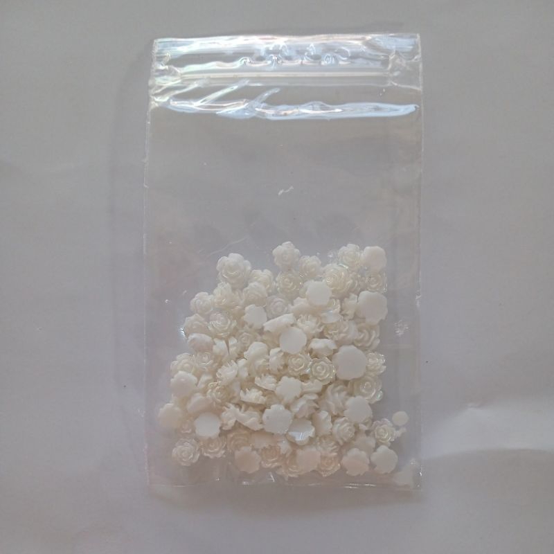 Resin Bunga Mawar Ukuran Mixed 5-9mm/Dekorasi Nail Arts/Hiasan Nail Arts/Mawar Putih