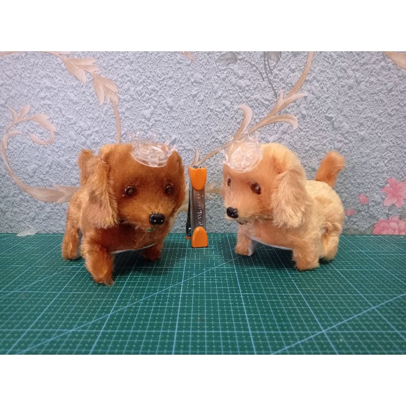 Mainan Anak Boneka Anjing Bisa Gerak Lampu Nyala
