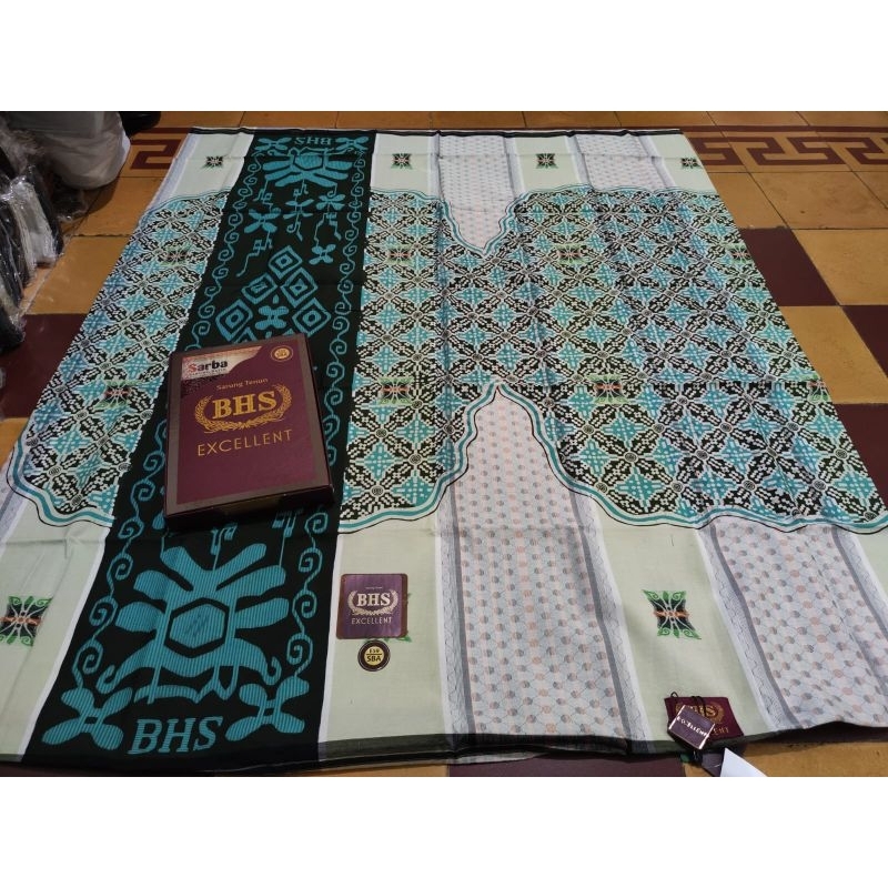 BHS excellent batik limited edition