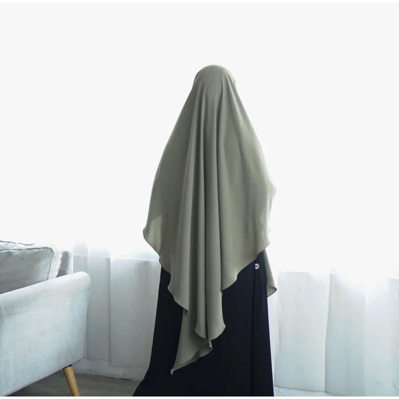 FK French Khimar Yasmin Ummaira size 2 Sage green Mazen