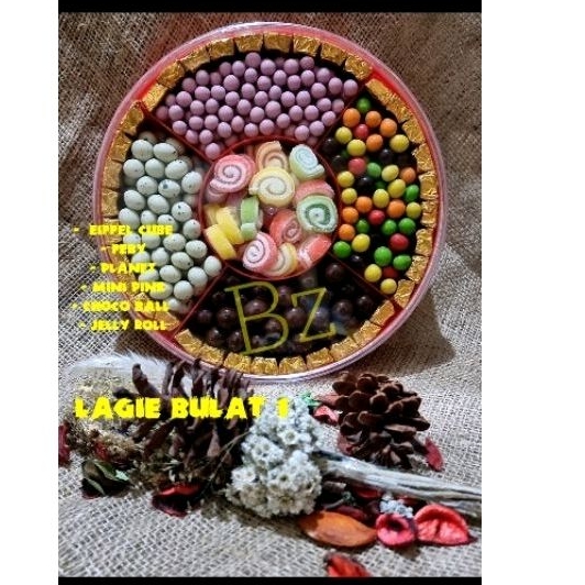 

Paket Cokelat Lagie Bulat 1