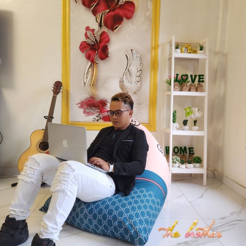 BEAN BAG PREMIUM TRIANGLE XL JUMBO LARGE