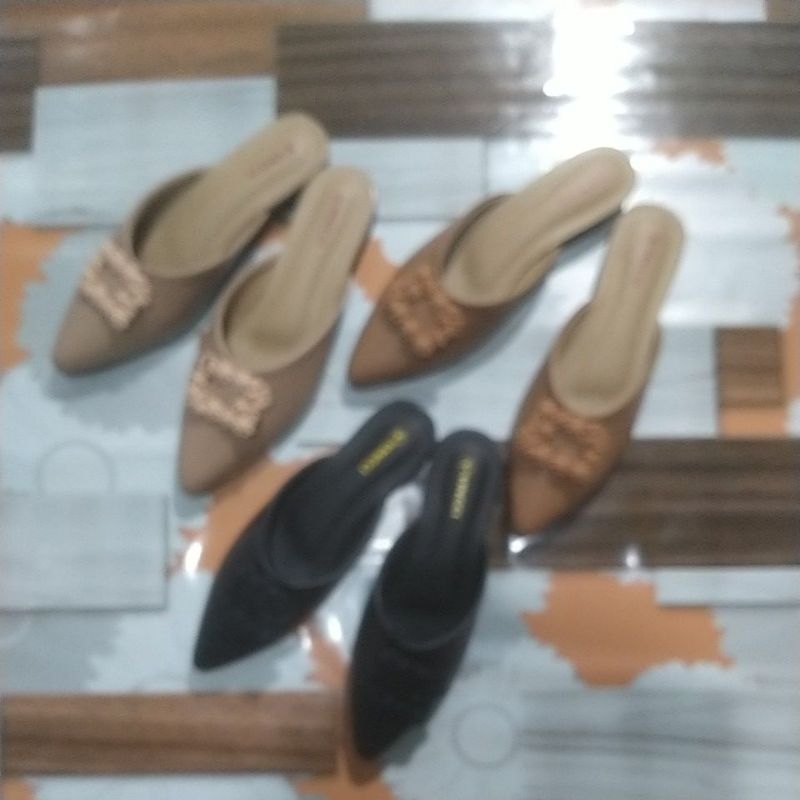 Sandal Wanita Flat Shoes V01 KP