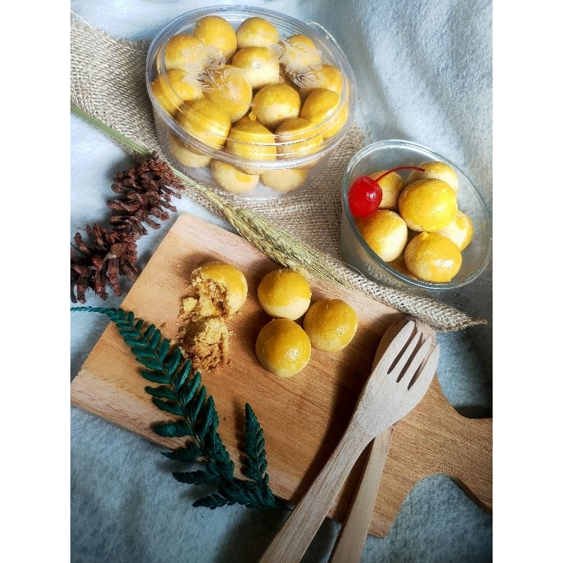 

NASTAR/ KASTANGEL/ PUTRI SALJU. KUE KERING LEBARAN
