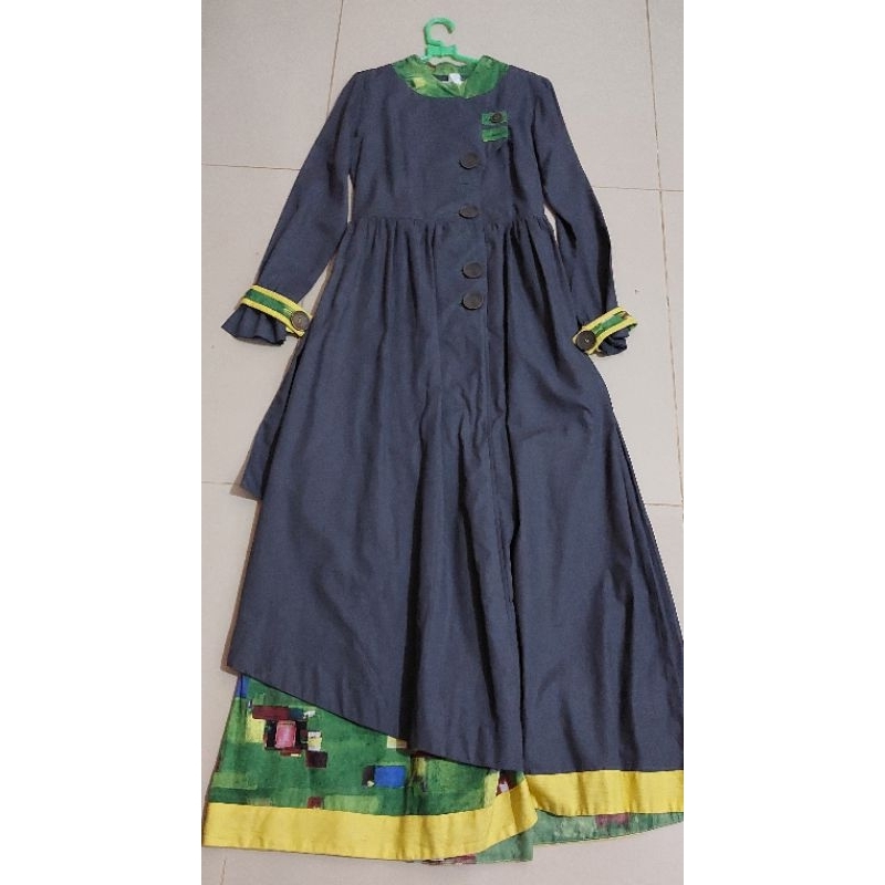 Preloved tuneeca size XS