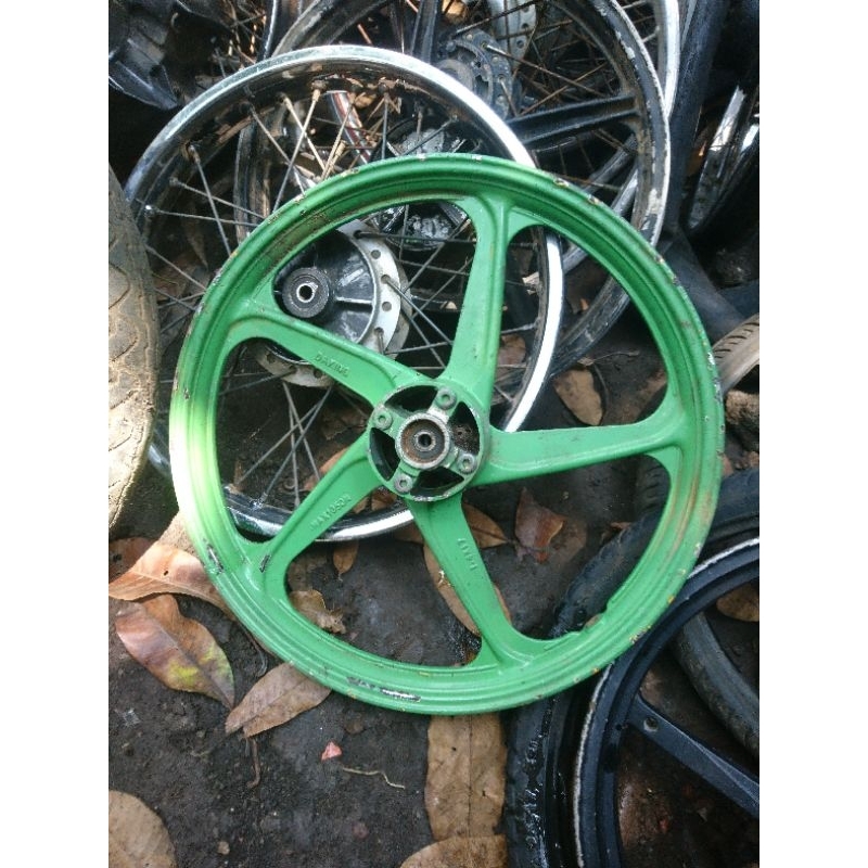 Pelk Velk Velg Roda Alumunium Aloy Racing Daxing 1.40x17 Palang 5 Yamaha Baut 4 Jupiter Z Model Daic