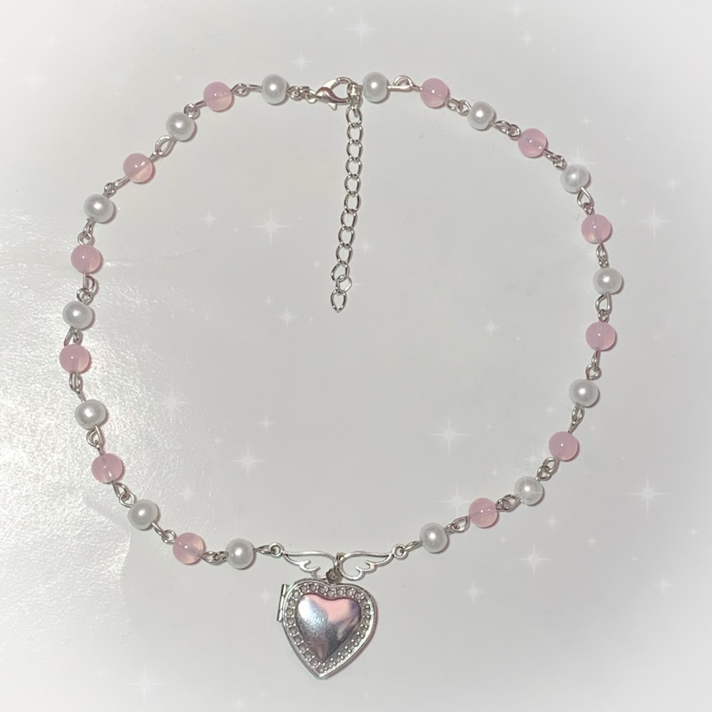 heart locket necklace by @hozyfairies