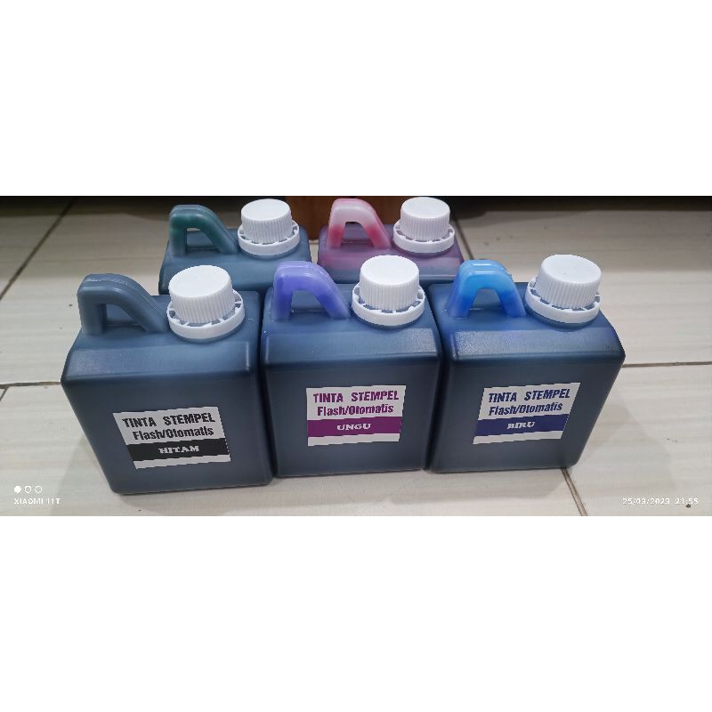 

Tinta Stempel Flash/Otomatis 500 Ml All Variant Warna Buat Kertas