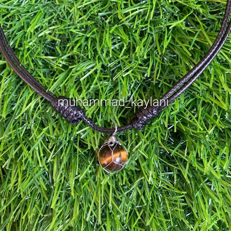 kalung liontin wire wrapping batu akik tiger eye bulat (N)