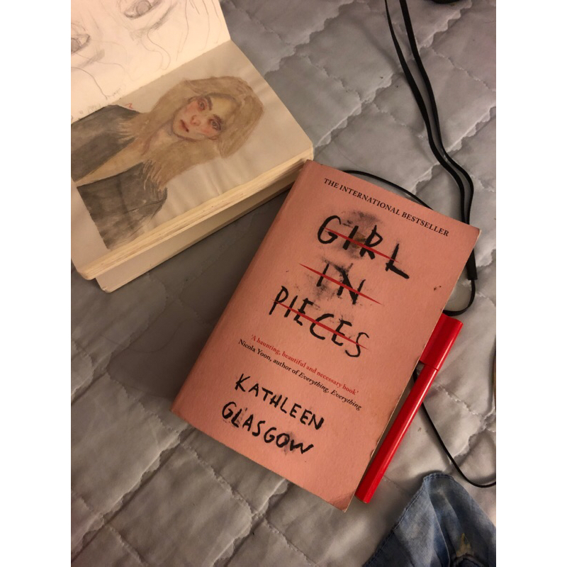 GIRL IN PIECES BOOK/preloved