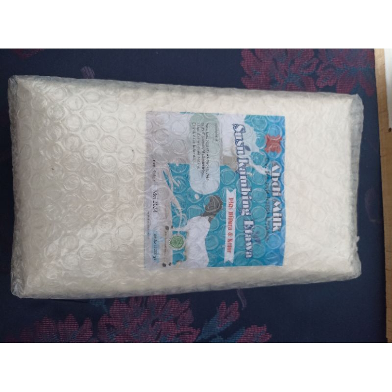 

Susu Kambing Etawa Bidara dan Kelor