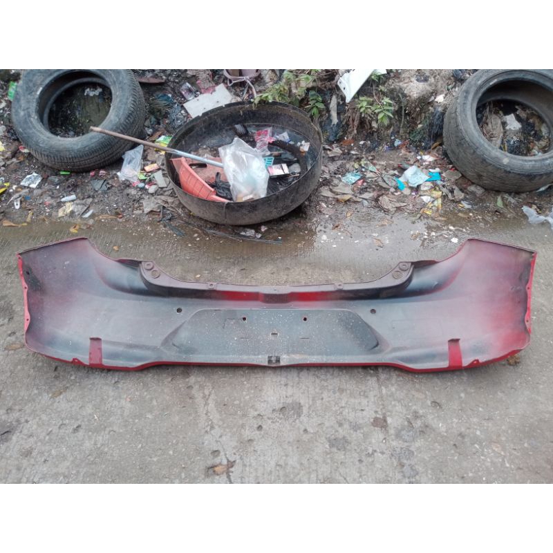 bemper belakang ayla 2015