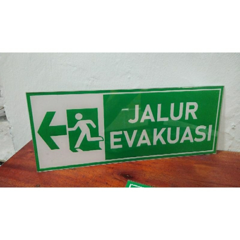 

SIGN RAMBU - AKRILIK JALUR EVAKUASI, PAPAN ACRILIC K3