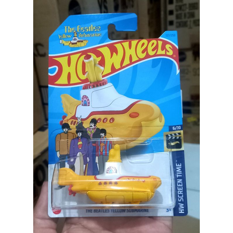 Hotwheels THE BEATLES YELLOW SUBMARINE hw screen time