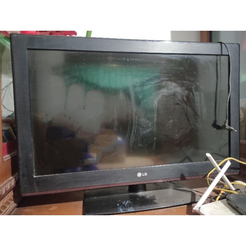 LG TV LCD 32 inc (SECOND MURAH)