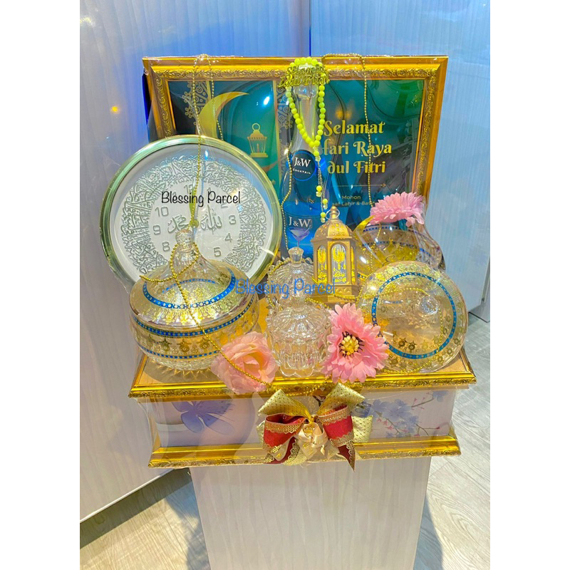 

PARCEL HAMPERS LEBARAN IDUL FITRI PECAH BELAH