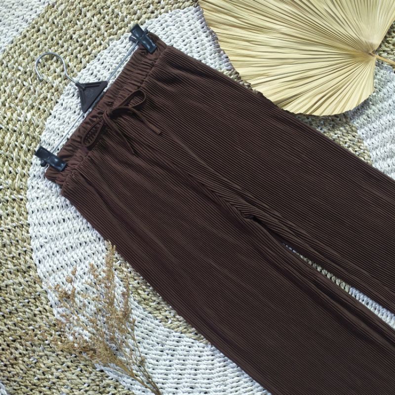 KULOT LIDI / KULOT PLISKET / KULOT PLISKET LIDI / KULOT PLISKET PREMIUM / KULOT LIDI PREMIUM / KULOT LIDI PLISKET / KULOT LIDI PLISKET PREMIUM-Coklat Tua