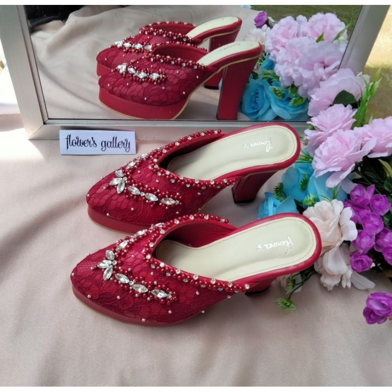 Heels Wedding/ Heels Wisuda