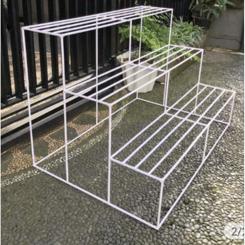 standing pot/rak bunga susun 3/Rak bunga besi susun 3