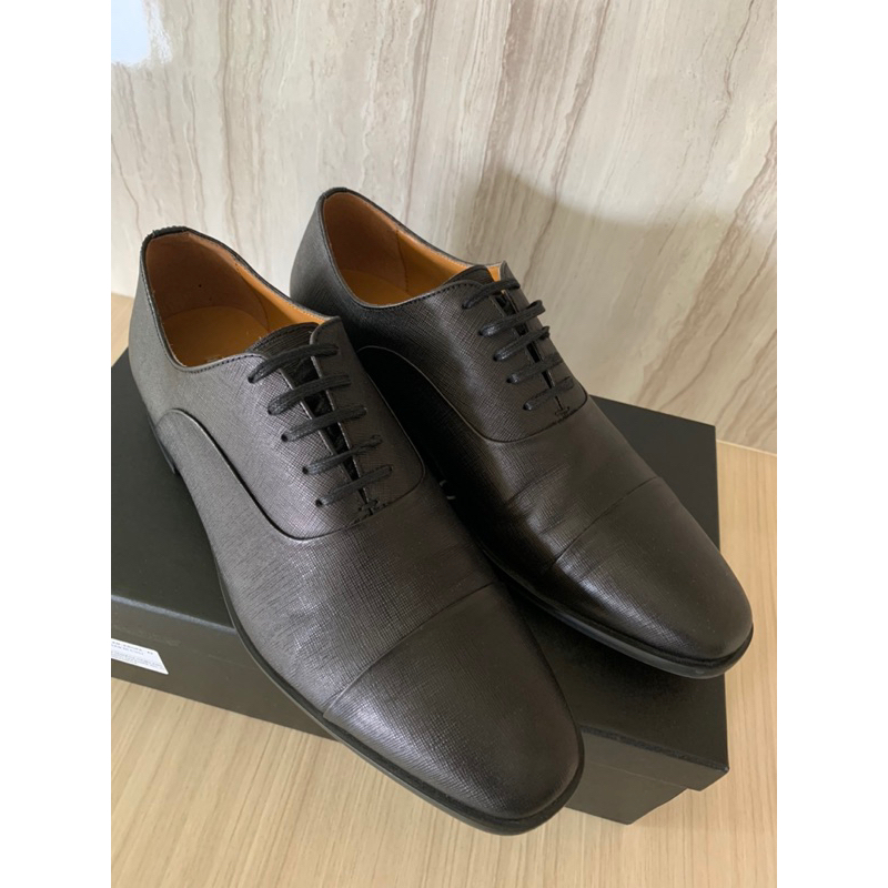 Preloved Sepatu Pedro Pria Size 42