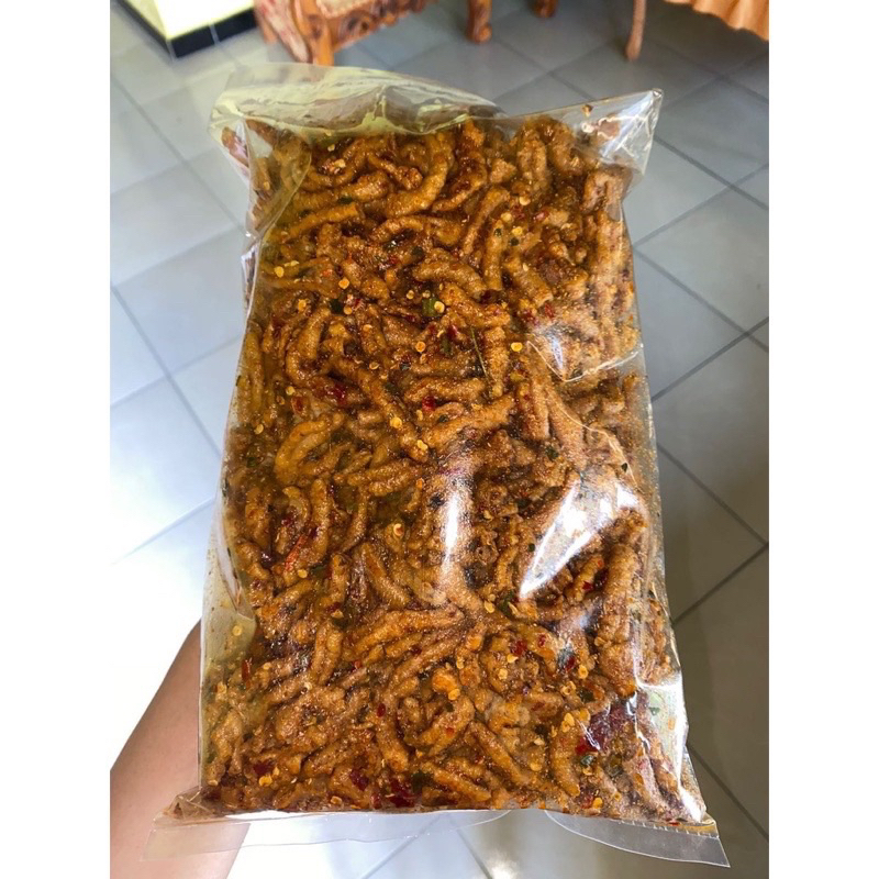 

500GR KRIPIK USUS AYAM CRISPY PEDAS DAUN JERUK