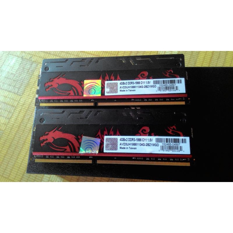 RAM Avexir Blitz RED DDR3 Kit 8GB (2x4GB) Dual Channel XMP 15-15-15-35 3000MHz +