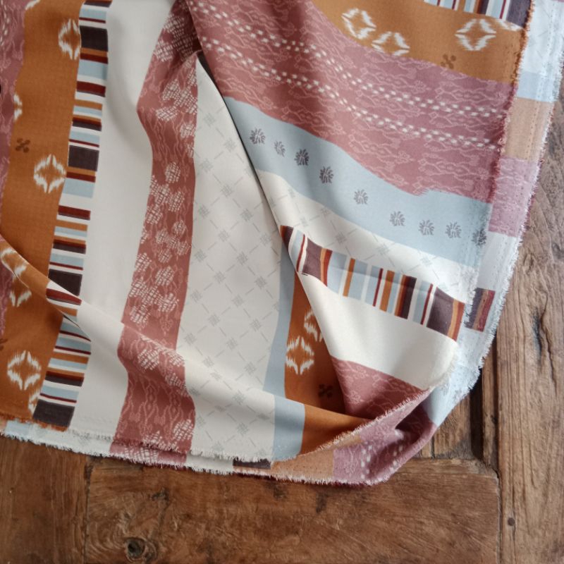 Kain Sample Sale Ria Miranda (bukan ori)