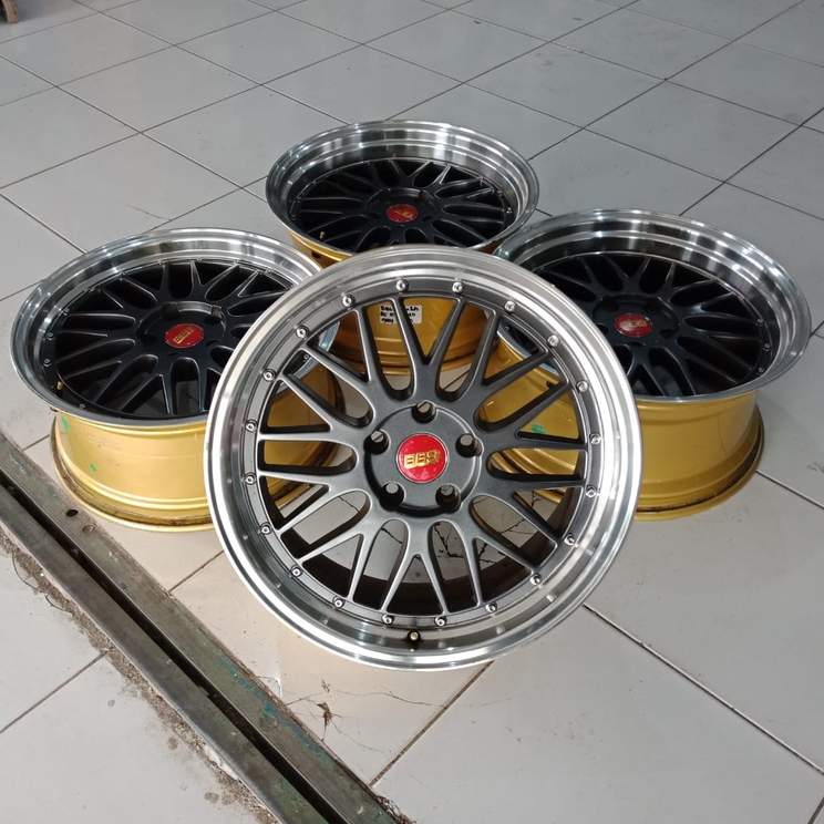 Velg Mobil Bekas R18 Lebar 8/9 Pcd 5x114,3 Offset 35/40 Velg BBS Second Ring 18