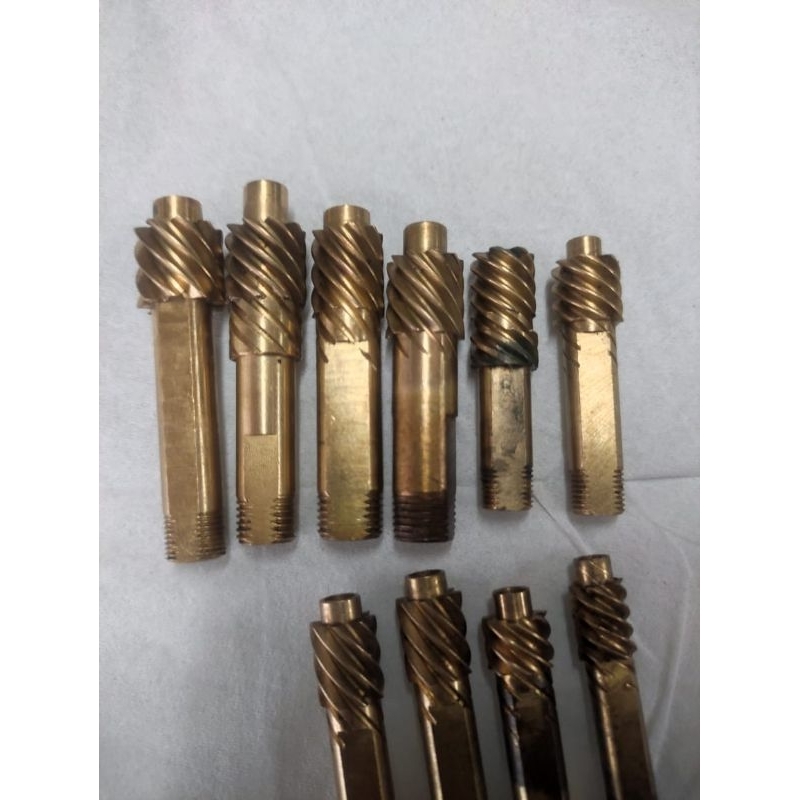 Gear Nanas reel ukuran 1000 sampai 6000