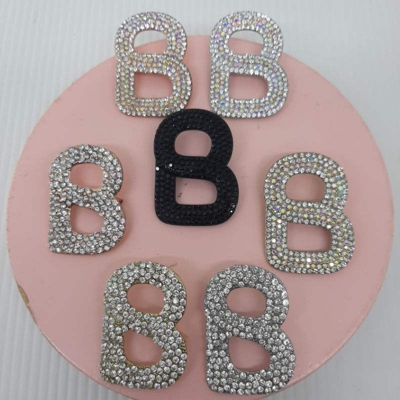 Brooch Buttonscarvers kw / Bros Buttonscarvers kw / Bros Button kw