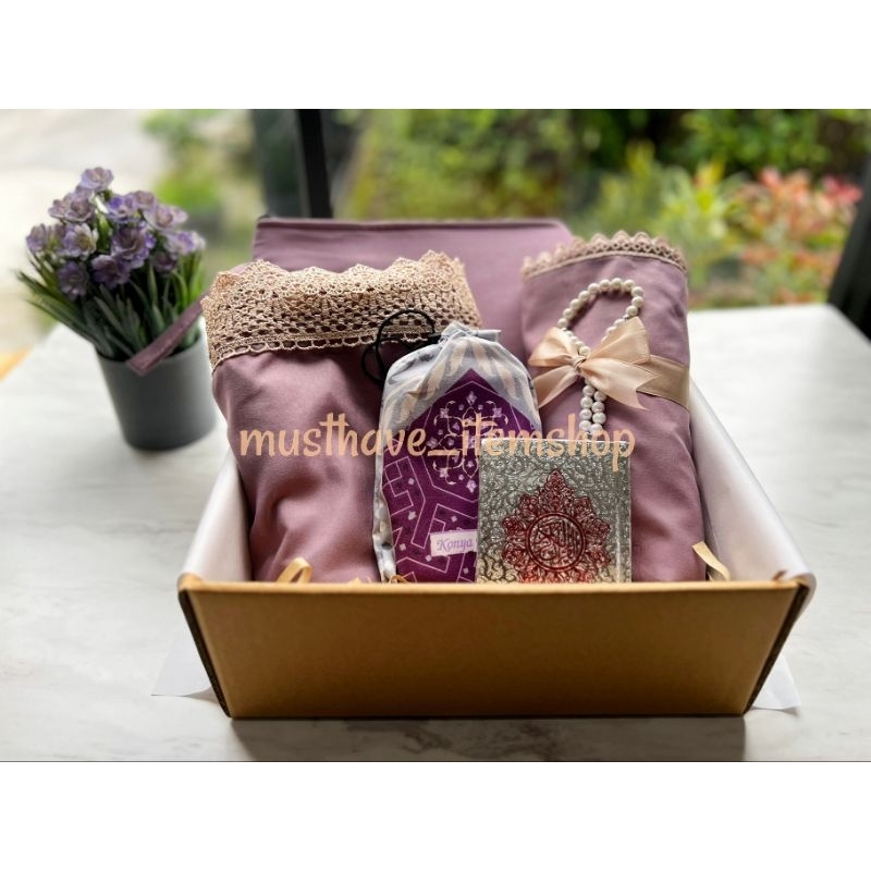 [free baby gold] hampers lebaran ramadhan wedding nikah ulang tahun seserahan kado guru lebaran idul fitri mukena premium