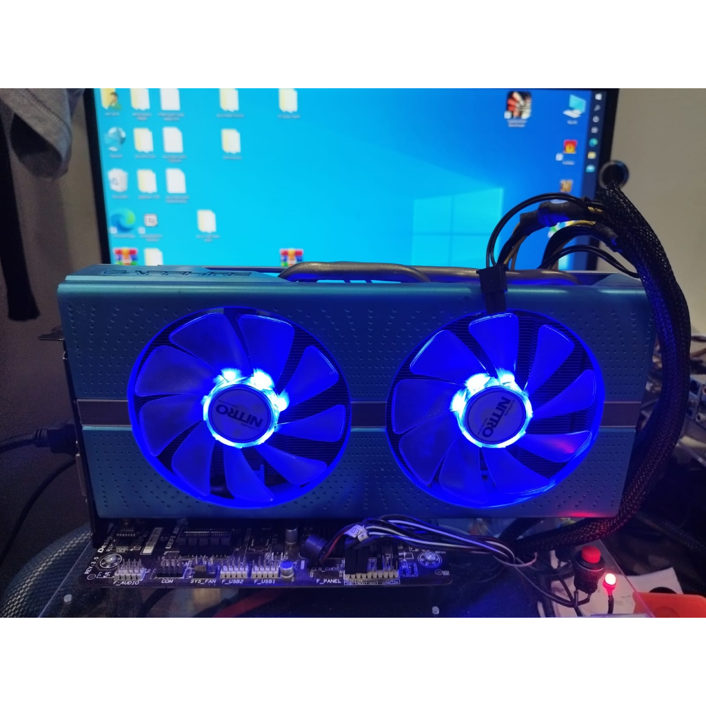 SAPPHIRE BLUE NITRO+ RX590 8GB 256BIT DDR5 LIKE NEW LAMPU