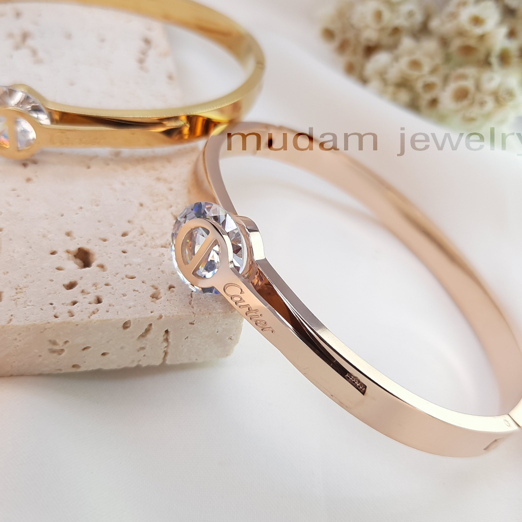 Gelang Bangle Titinium Model Klasik Mode Pola Batu Diamond