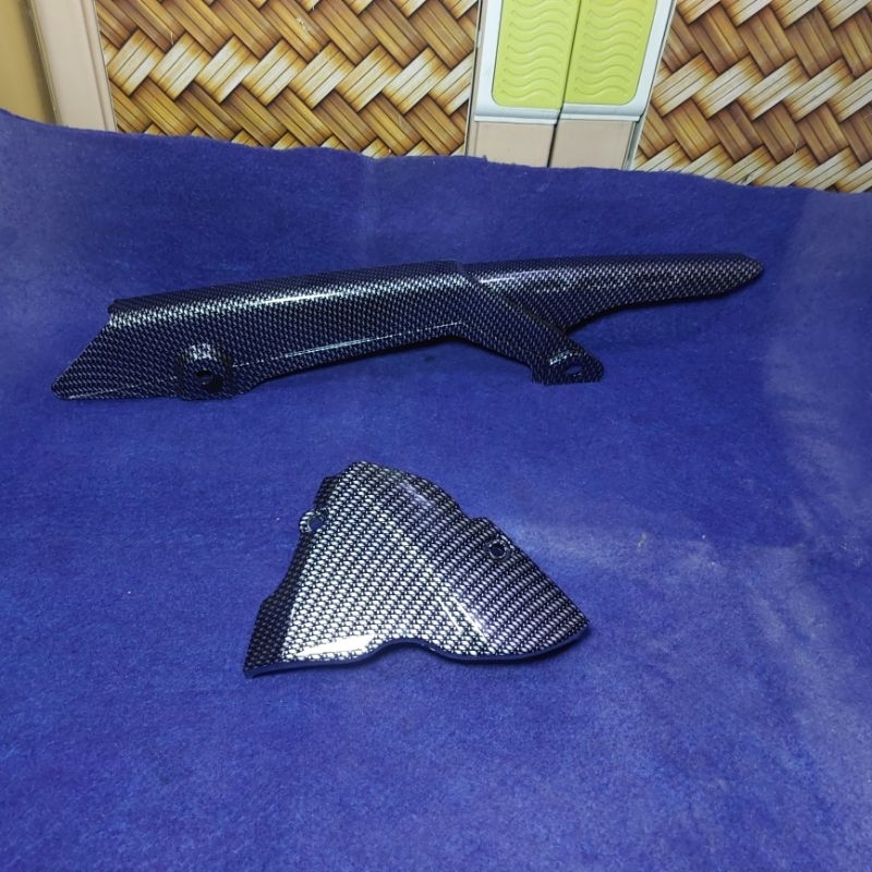 Paketan Carbon Cover Tutup Gear Depan/Tutup Rantai Yamaha Vixion Lama Old Carbon