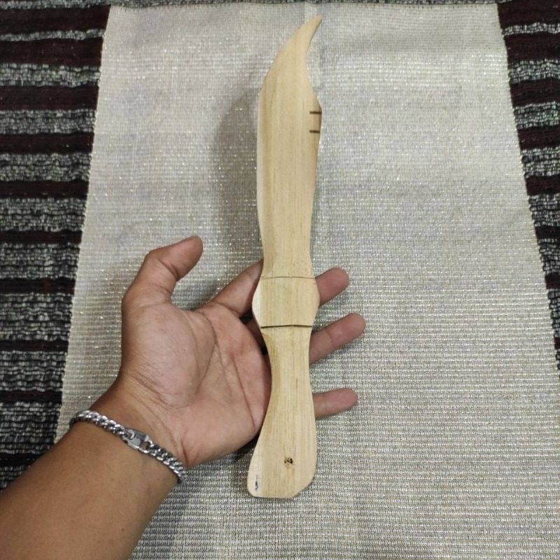 Belati Kayu Kripen Alat Peraga Belati Kayu Jati untuk latihan beladiri