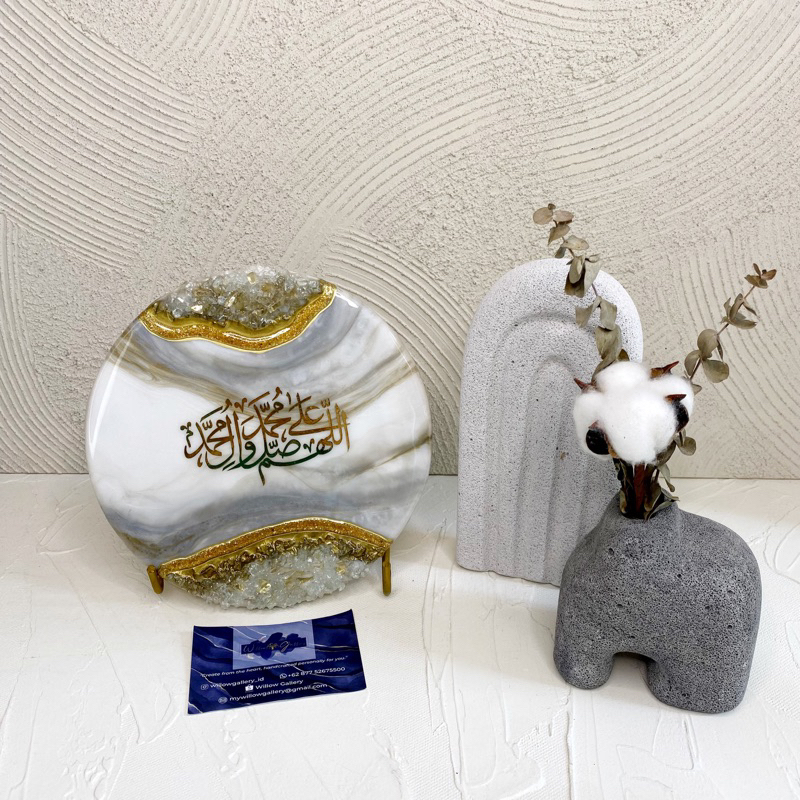 Lukisan Dinding Kaligrafi/ Resin Geode Art/ Pajangan Dinding Resin
