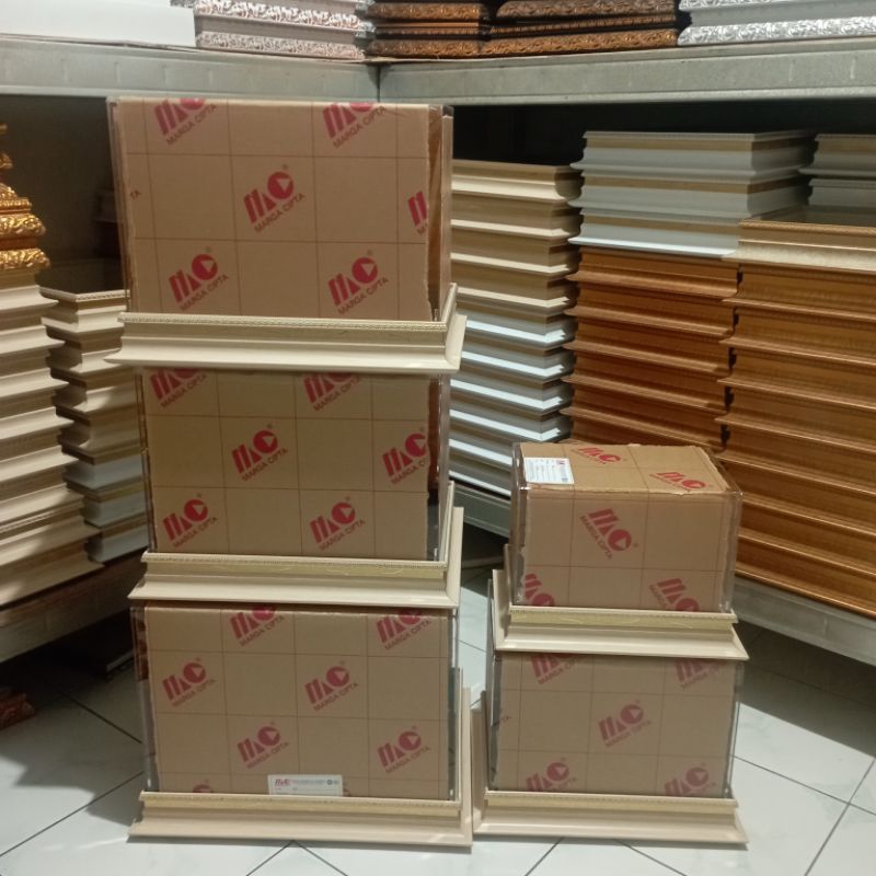 Kotak Hantaran Akrilik Frame 7 cm Paket isi 5 (1111.MD1)