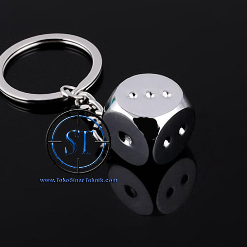 Gantungan Kunci Mainan Dadu Stainless Steel Keychain Key Chain Kado Bentuk Kotak Biji Dadu Kinclong Unik