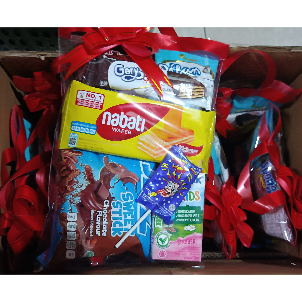 

Paket Snack 10000 snack ulang tahun murah praktis