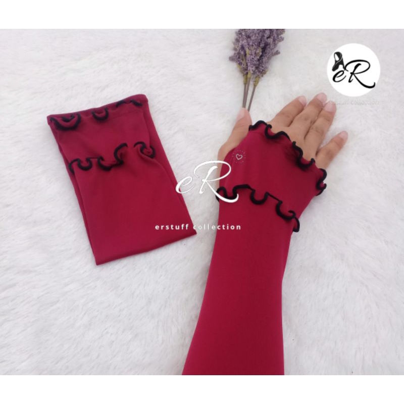 HANDSOCK JEMPOL CURLY / MANSET KRIWIL JEMPOL