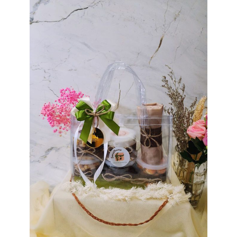 

Hampers Lebaran by Sannflowers Paket A & B