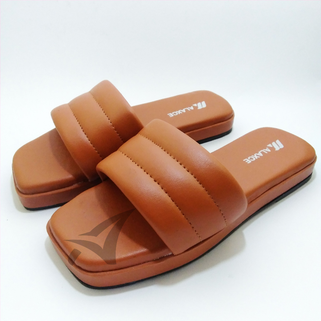 SENDAL SELOP WANITA FLAT BUSA EMPUK CASUAL SLIDE KARET SANDAL SLOP PEREMPUAN IBU TERBARU KEKINIAN CEWEK CASUAL