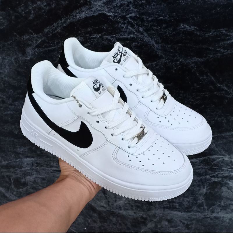 SEPATU NIKE AIR FORCE 1 LOW WHITE BLACK PREMIUM ORIGINAL