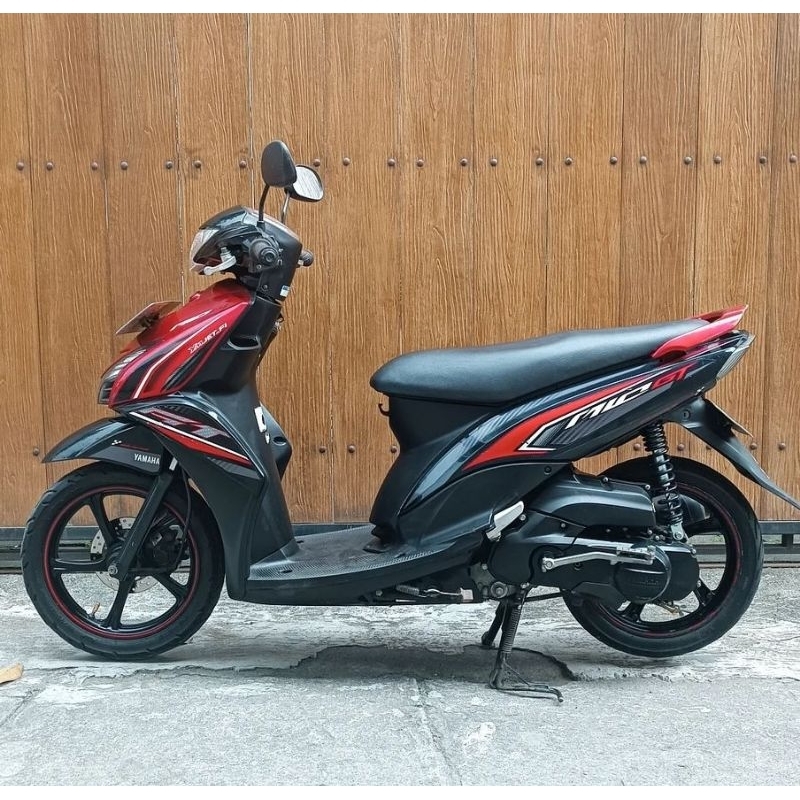 Striping lis sticker motor standar Yamaha Mio gt 2013 stiker mio gt hitam 2013