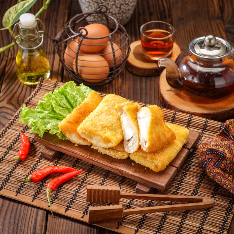

SMOOKE BEEF RISOL MAYO with CHEESE/6 pcs /pax