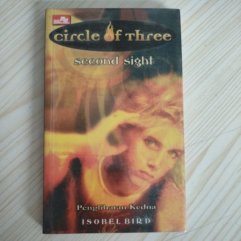 circle of three baru &amp; original masih segel ( novel )